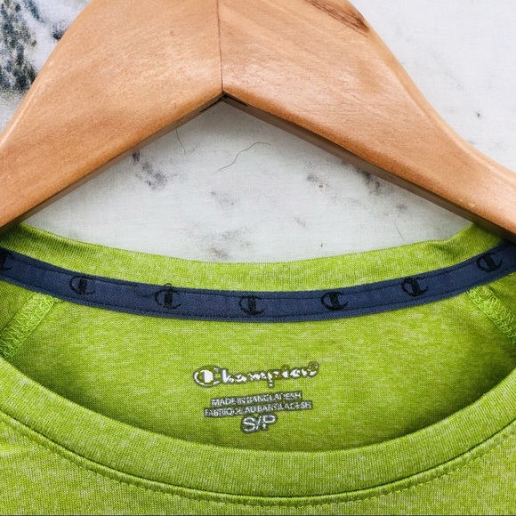 V028 💖 Champion Long Sleeve Crew Neck Top Green - Picture 3 of 4